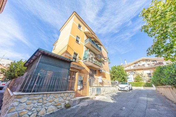 appartamento in vendita a Guidonia Montecelio