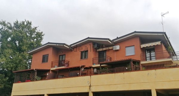 appartamento in vendita a Guidonia Montecelio in zona Guidonia