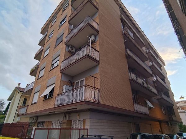appartamento in vendita a Guidonia Montecelio in zona Villanova