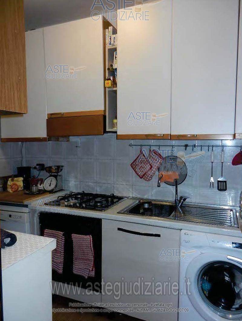 appartamento in vendita a Guidonia Montecelio in zona Marco Simone