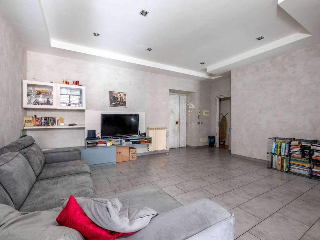 appartamento in vendita a Guidonia Montecelio in zona Guidonia