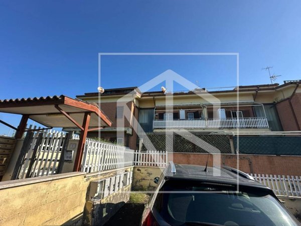 appartamento in vendita a Guidonia Montecelio in zona Guidonia