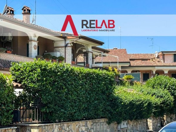 casa indipendente in vendita a Guidonia Montecelio in zona Marco Simone