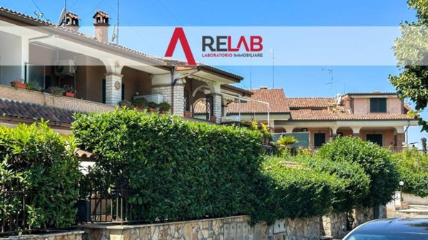 casa indipendente in vendita a Guidonia Montecelio in zona Marco Simone