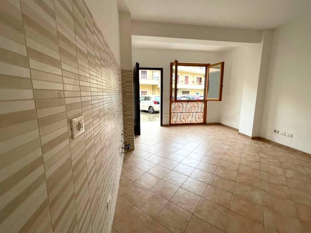 appartamento in vendita a Guidonia Montecelio in zona Guidonia