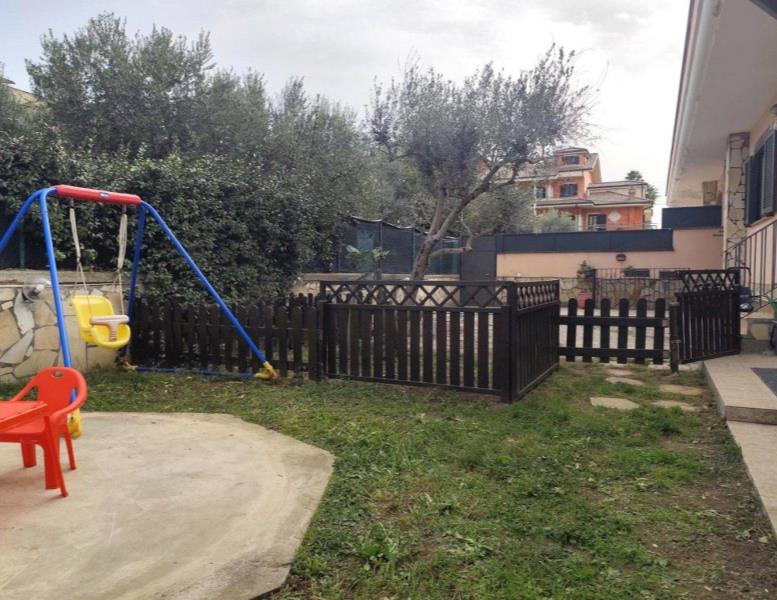 casa indipendente in vendita a Guidonia Montecelio