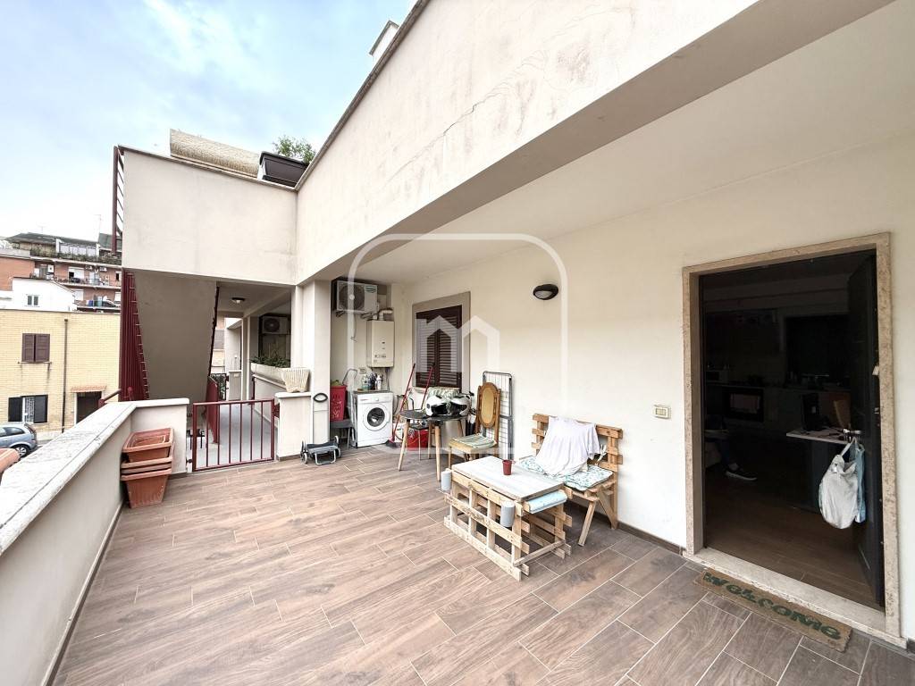 appartamento in vendita a Guidonia Montecelio in zona Villalba