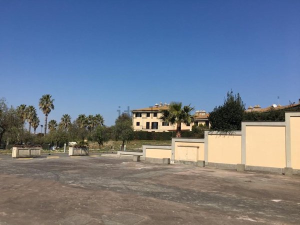 appartamento in vendita a Guidonia Montecelio in zona Marco Simone