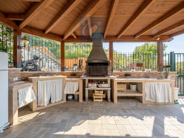 appartamento in vendita a Guidonia Montecelio in zona Colleverde