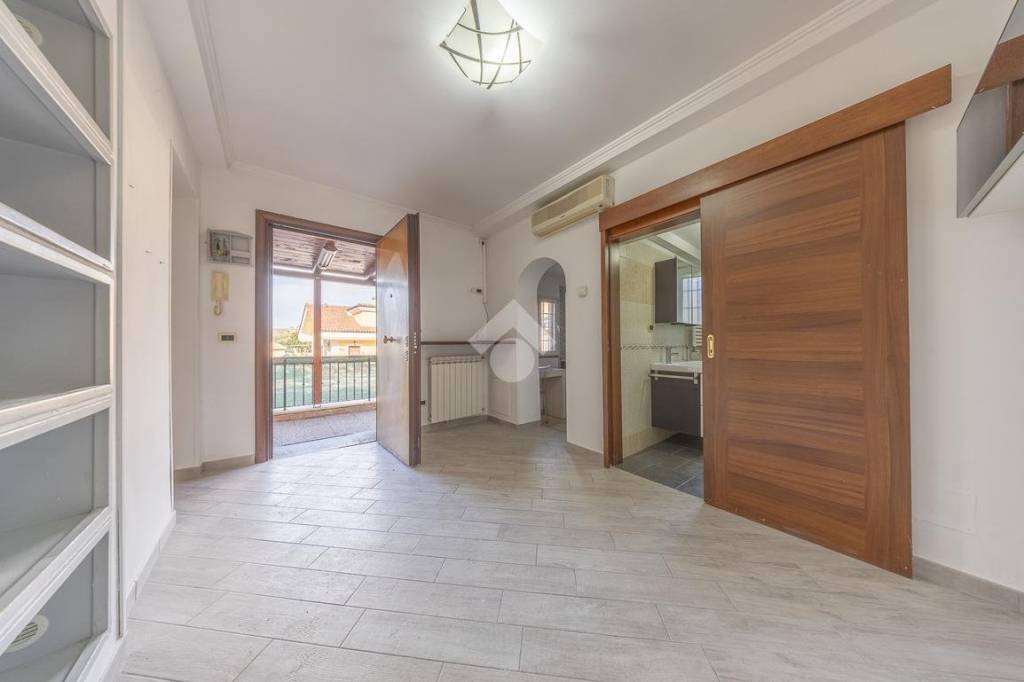 appartamento in vendita a Guidonia Montecelio in zona Setteville