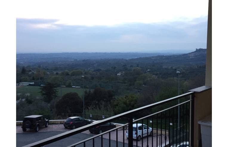 appartamento in vendita a Guidonia Montecelio in zona Montecelio