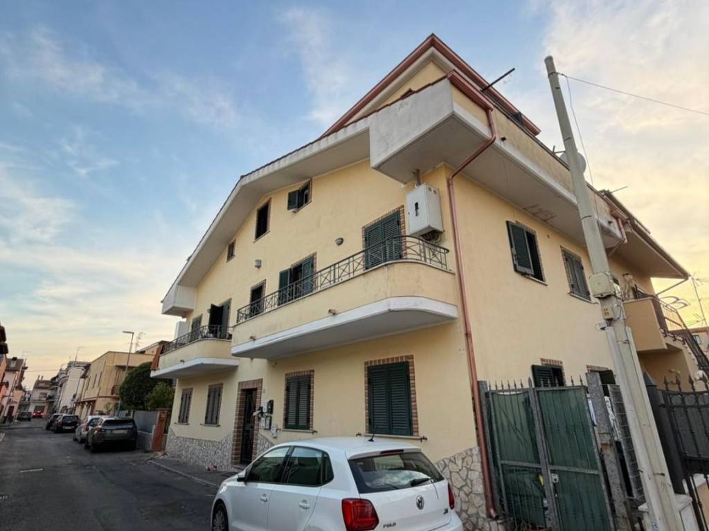 appartamento in vendita a Guidonia Montecelio in zona Villalba