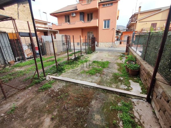 appartamento in vendita a Guidonia Montecelio in zona Guidonia