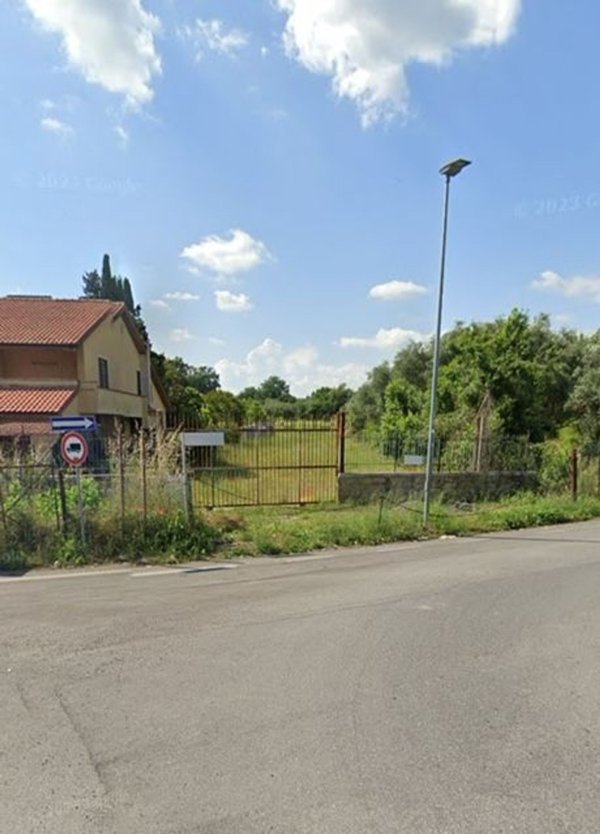 terreno edificabile in vendita a Guidonia Montecelio in zona Colle Fiorito