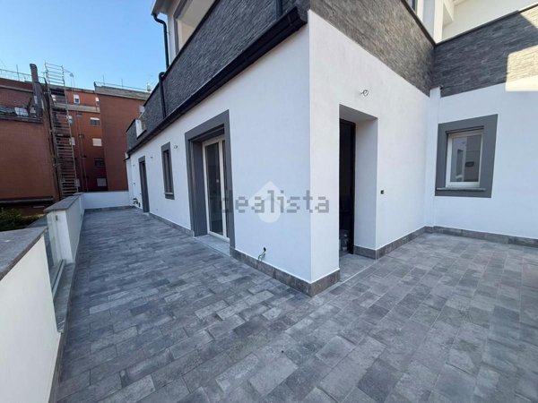 appartamento in vendita a Guidonia Montecelio in zona Guidonia