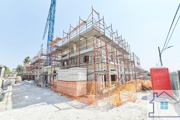 casa indipendente in vendita a Guidonia Montecelio in zona Guidonia