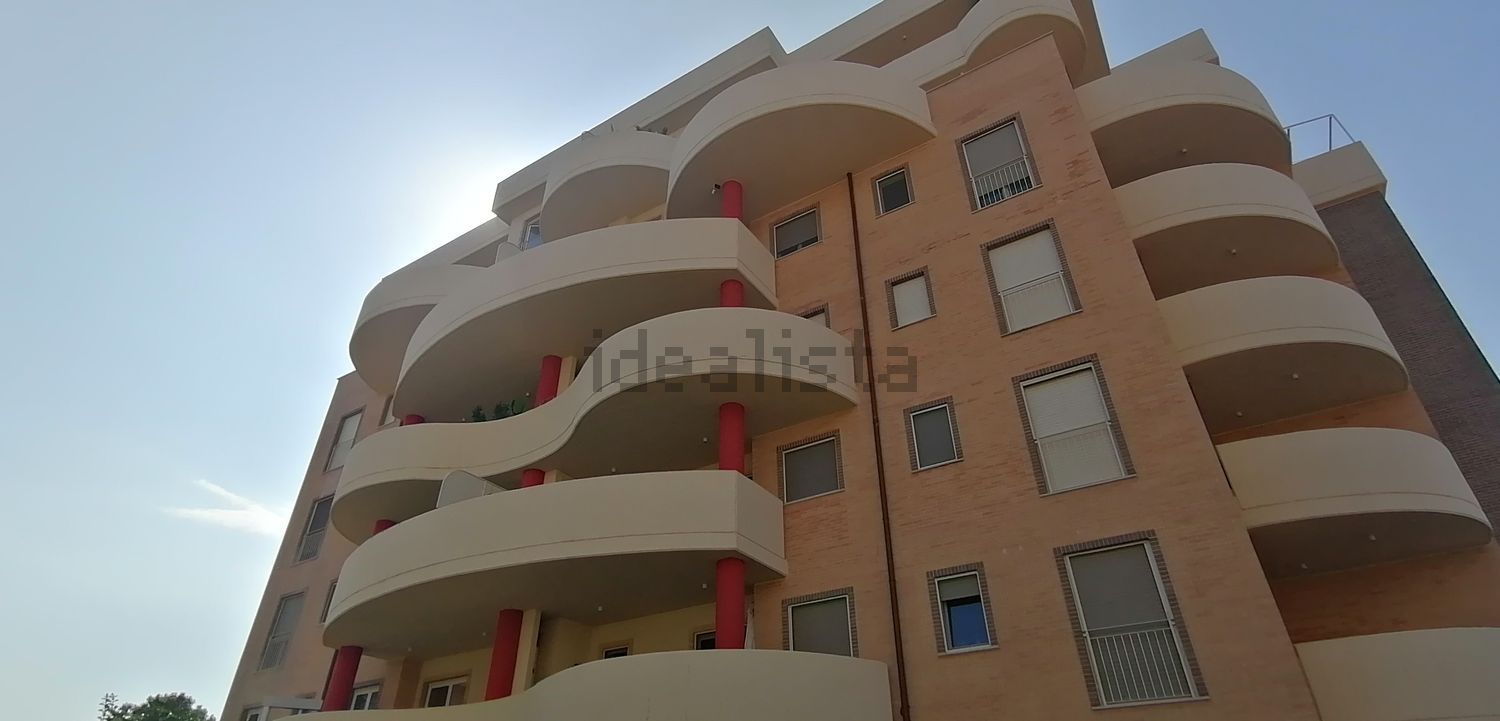 appartamento in vendita a Guidonia Montecelio in zona Guidonia