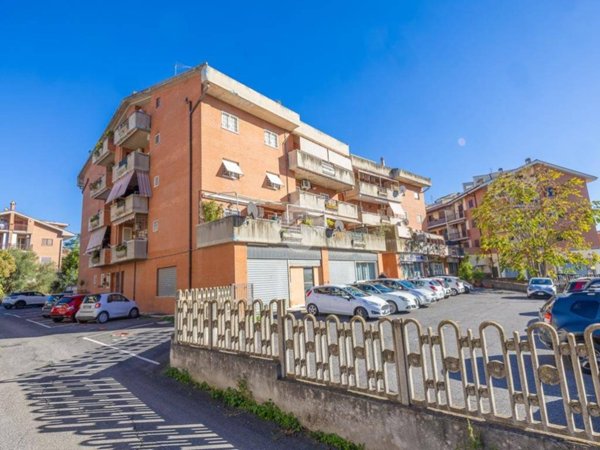 appartamento in vendita a Guidonia Montecelio