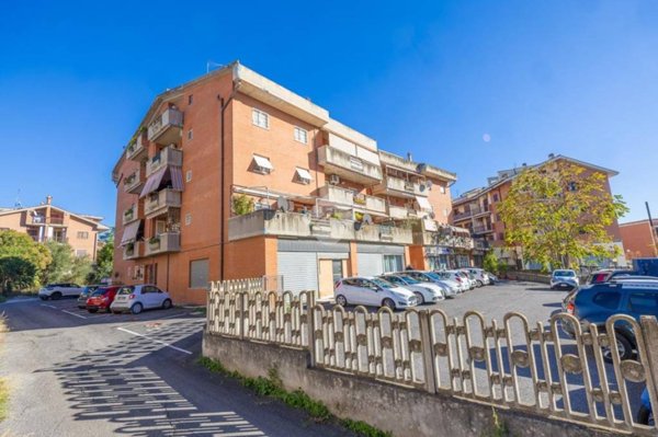 appartamento in vendita a Guidonia Montecelio