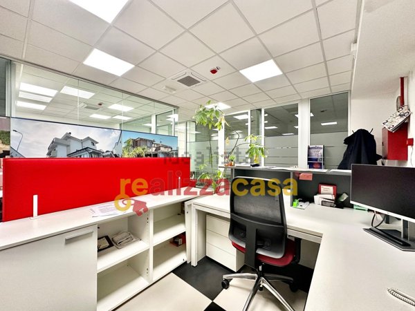 ufficio in vendita a Guidonia Montecelio