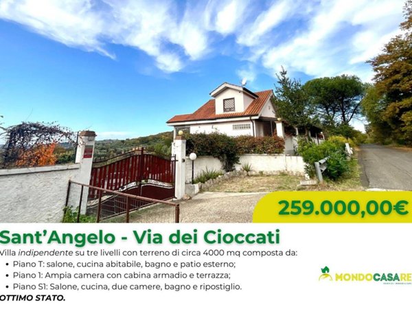 casa indipendente in vendita a Guidonia Montecelio in zona Montecelio