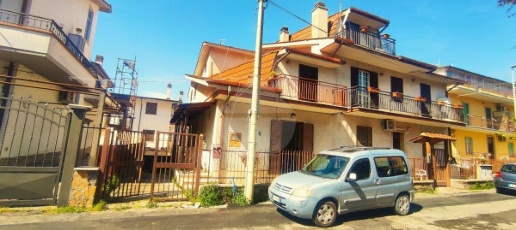 appartamento in vendita a Guidonia Montecelio in zona Villanova