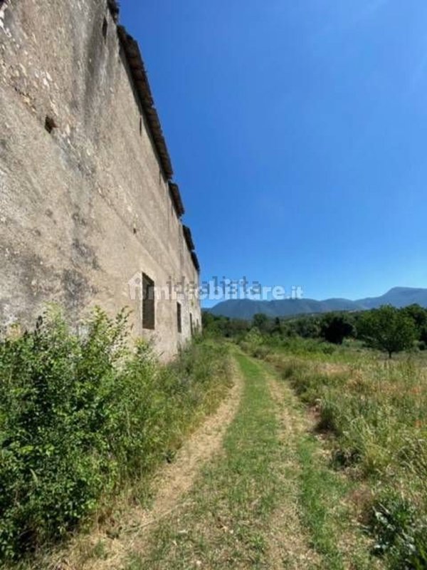 casa indipendente in vendita a Guidonia Montecelio in zona Colle Spinello