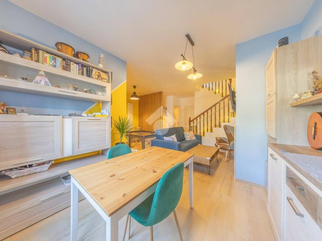 casa indipendente in vendita a Guidonia Montecelio