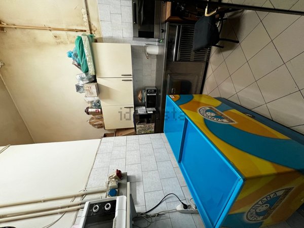 negozio in vendita a Guidonia Montecelio in zona Guidonia