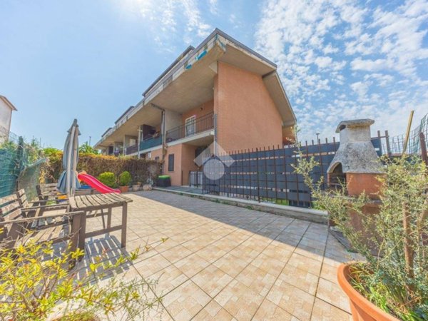 casa indipendente in vendita a Guidonia Montecelio