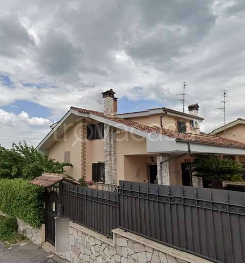 casa indipendente in vendita a Guidonia Montecelio