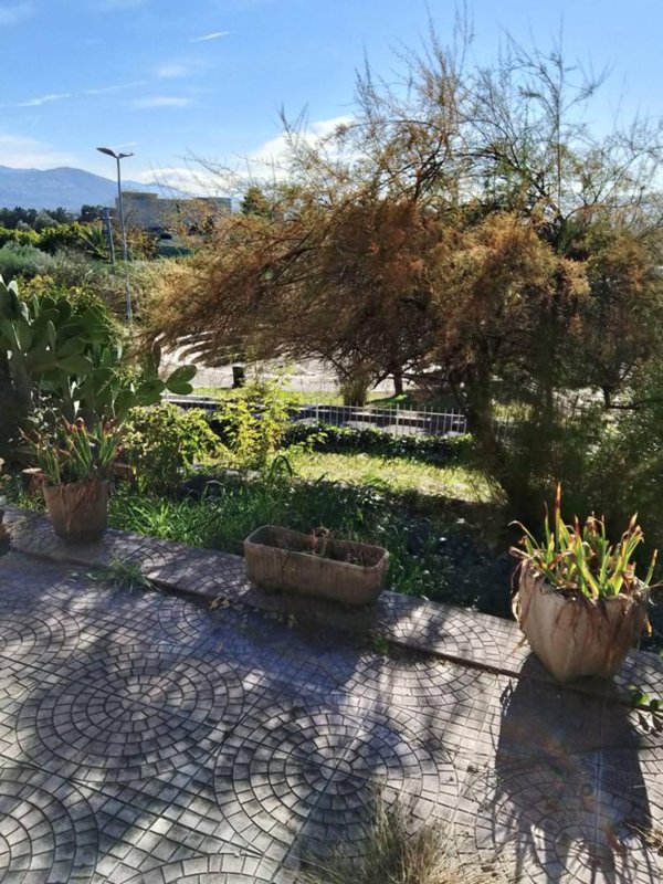 casa indipendente in vendita a Guidonia Montecelio in zona Guidonia