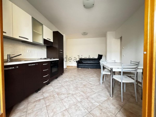 appartamento in vendita a Guidonia Montecelio in zona Guidonia