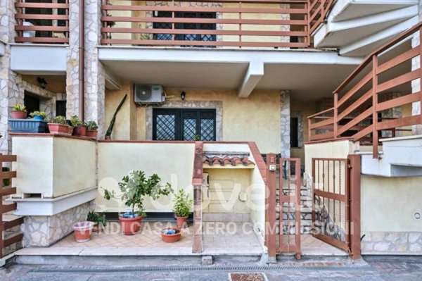 appartamento in vendita a Guidonia Montecelio in zona Villalba