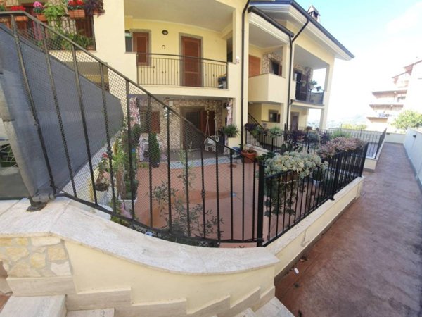 appartamento in vendita a Guidonia Montecelio in zona Montecelio