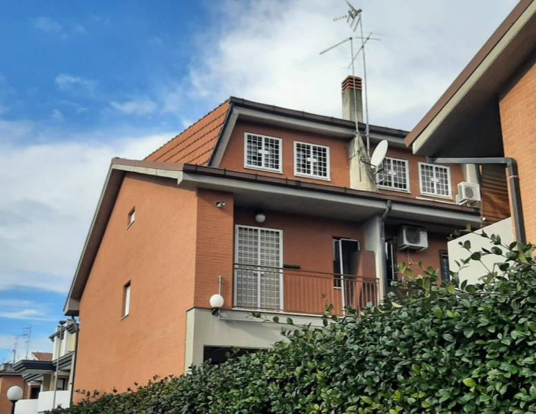 appartamento in vendita a Guidonia Montecelio in zona Villanova