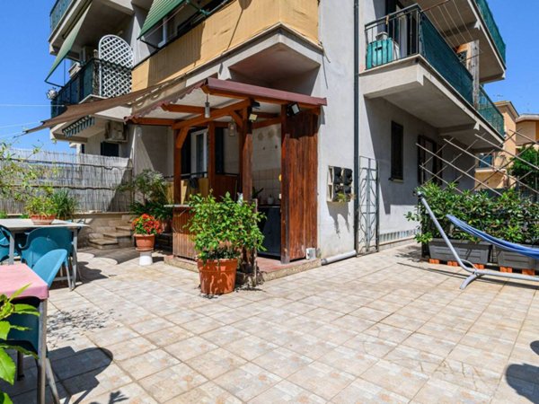 appartamento in vendita a Guidonia Montecelio in zona Villanova