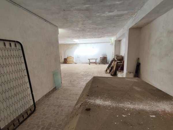 negozio in vendita a Guidonia Montecelio