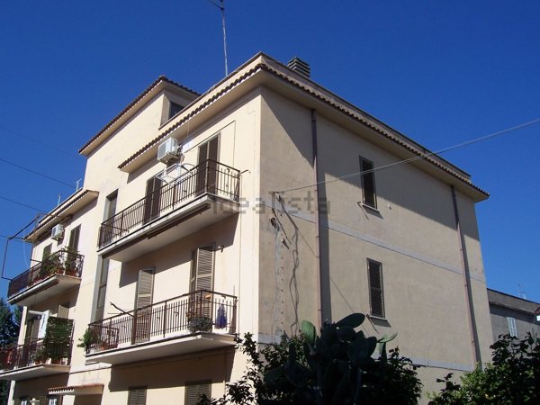 appartamento in vendita a Guidonia Montecelio