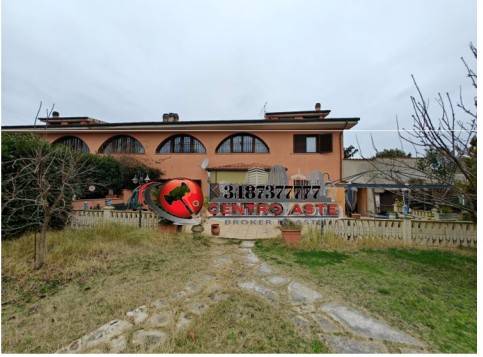 appartamento in vendita a Guidonia Montecelio in zona Montecelio