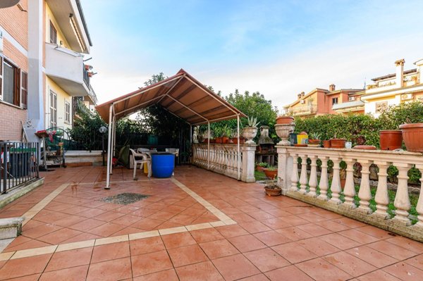 appartamento in vendita a Guidonia Montecelio in zona La Botte