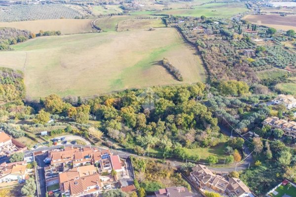 terreno agricolo in vendita a Guidonia Montecelio in zona Marco Simone