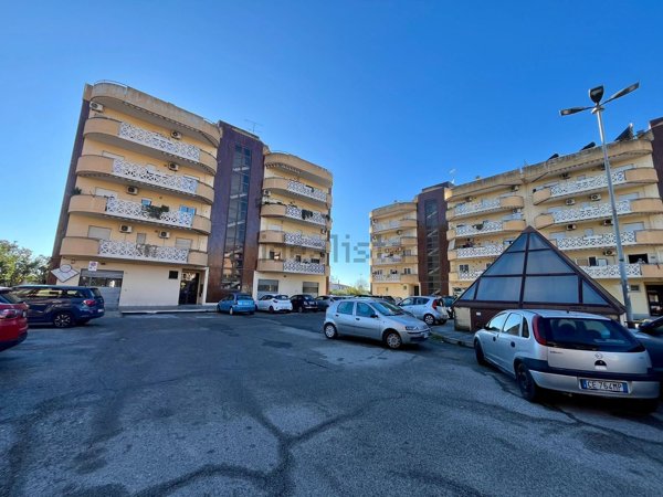 appartamento in vendita a Guidonia Montecelio in zona Guidonia