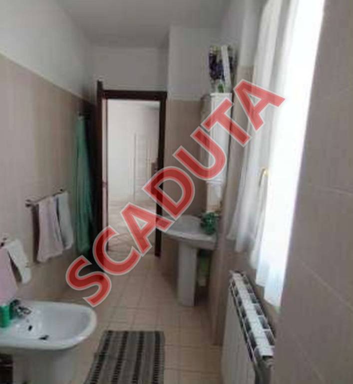 casa indipendente in vendita a Guidonia Montecelio in zona Montecelio