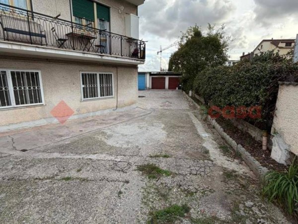 appartamento in vendita a Guidonia Montecelio
