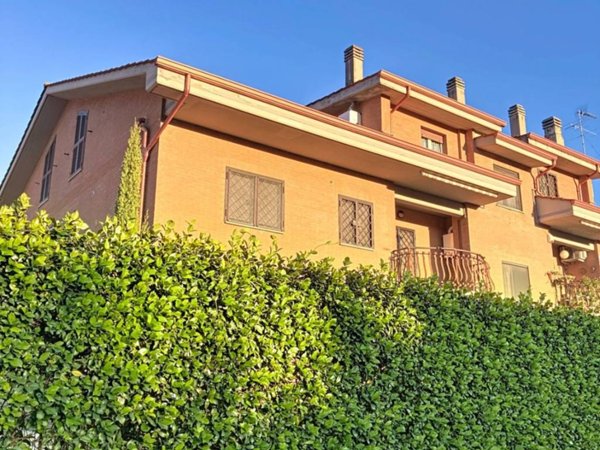 appartamento in vendita a Guidonia Montecelio