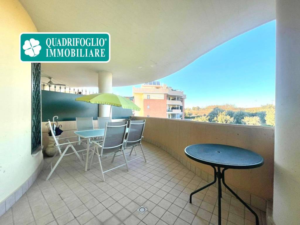 appartamento in vendita a Guidonia Montecelio in zona Montecelio