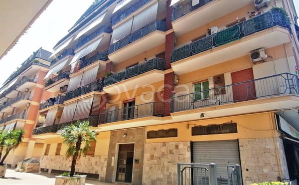 appartamento in vendita a Guidonia Montecelio in zona Guidonia