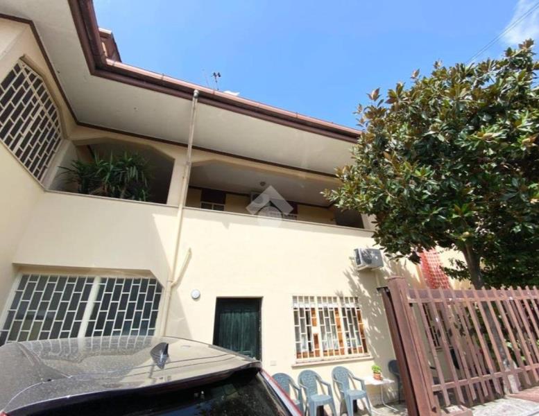 casa indipendente in vendita a Guidonia Montecelio in zona Colleverde