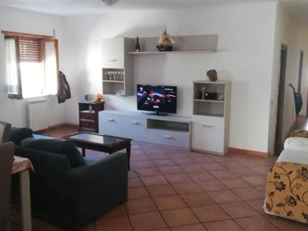 appartamento in vendita a Guidonia Montecelio in zona Pichini